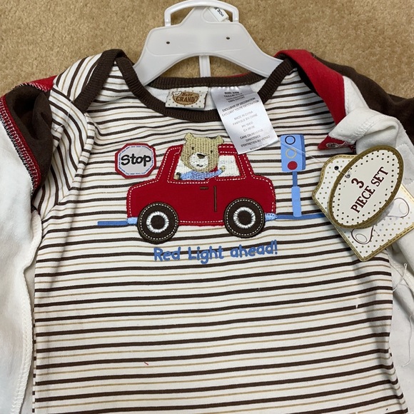NWT-3-6 month 3 piece Baby Grand outfit - Picture 3 of 4